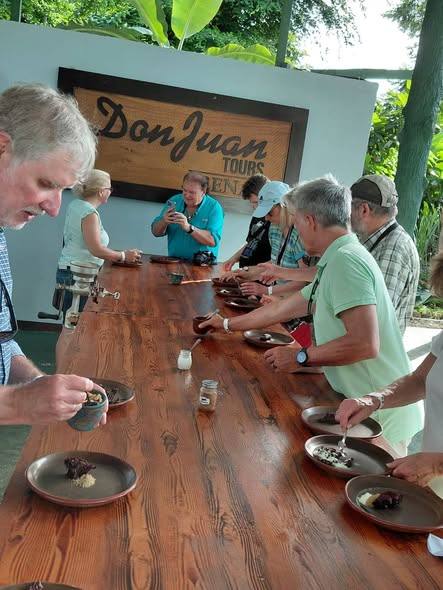 Chocolate and cacao tasting tour at Don Juan Tours, La Fortuna